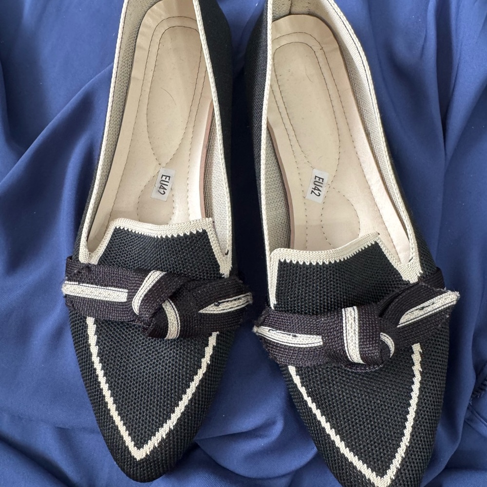 SHEIN Black and Cream Loafers